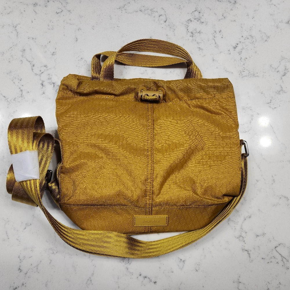 *NEW* Athleta Bucket Bag